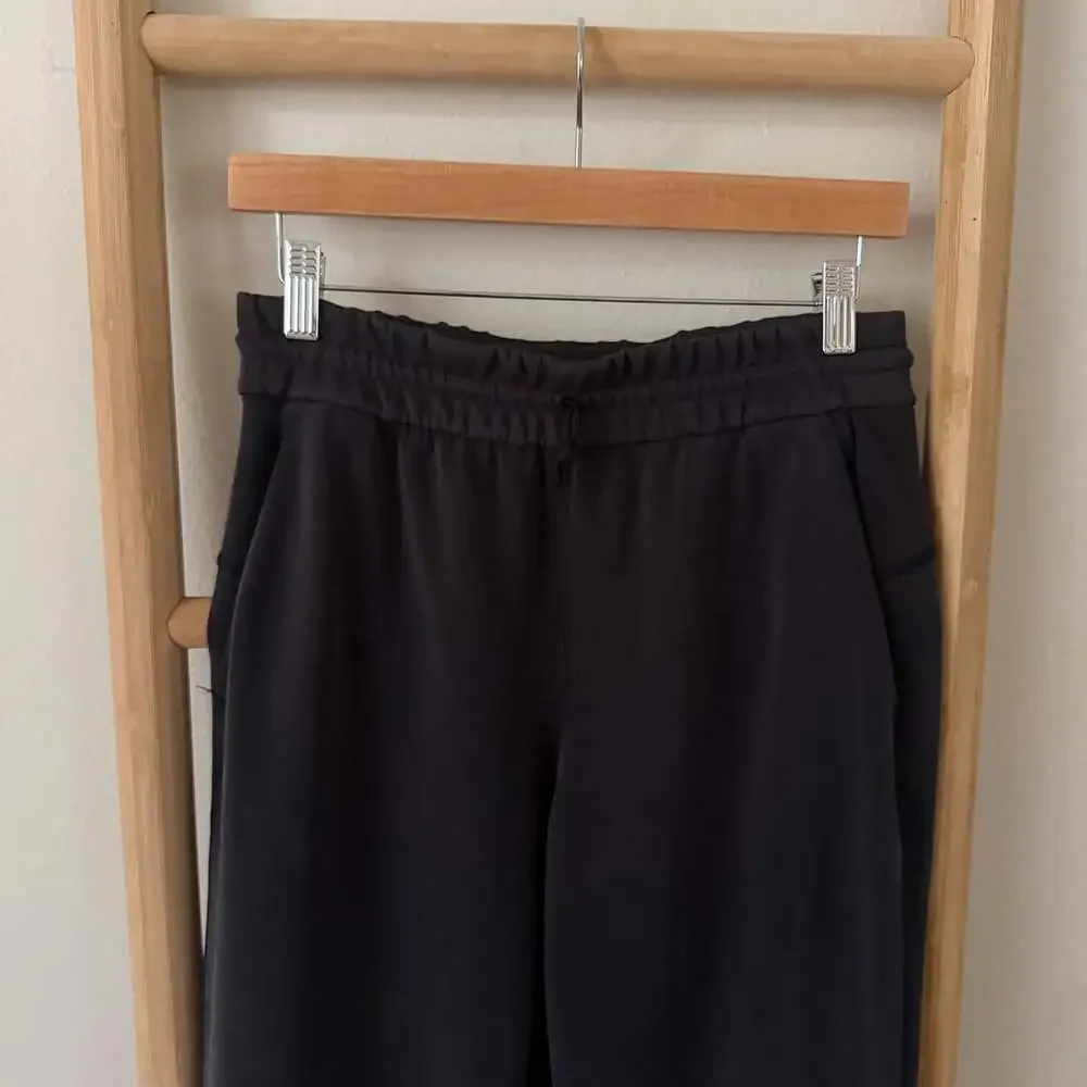 Lululemon Softstreme High Rise Straight Leg Cropped Pants Black Size 6